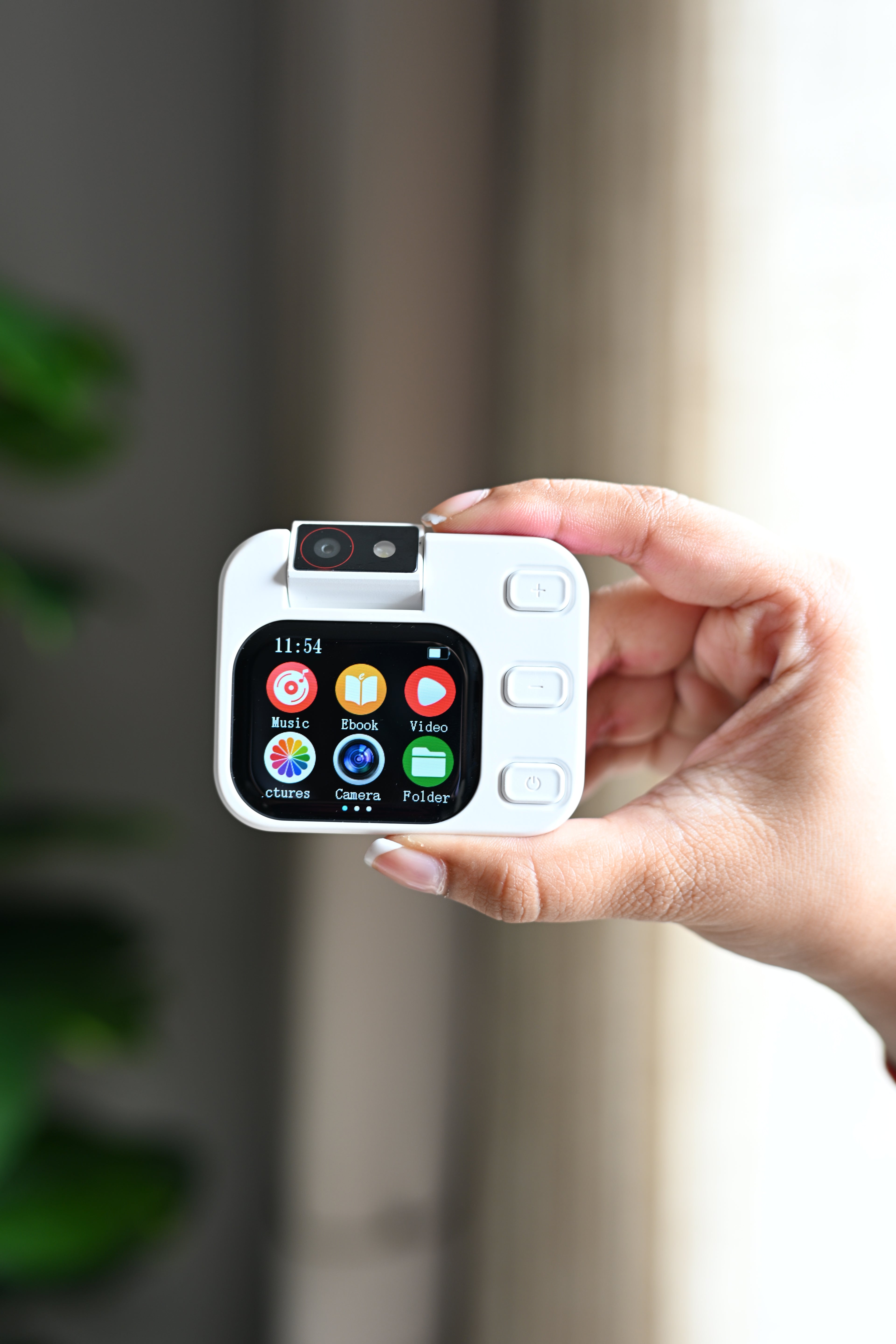 ClickSy : Retro Mp4 player with Camera