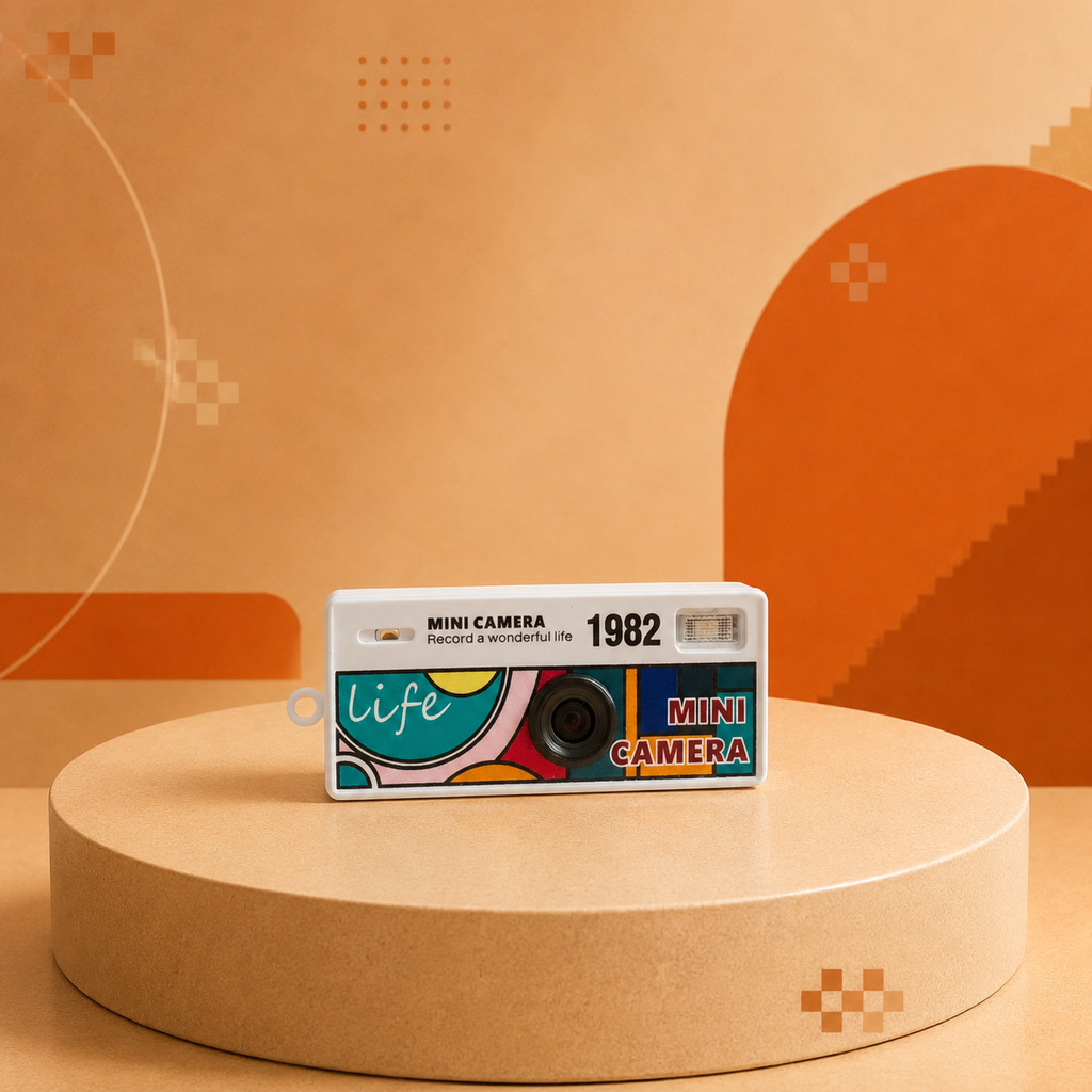 Retro Mini Camera With Flip Screen